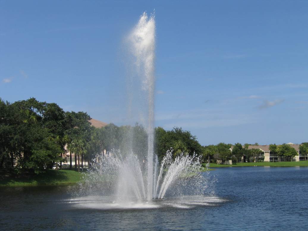 50 HP Catalina Floating Fountain